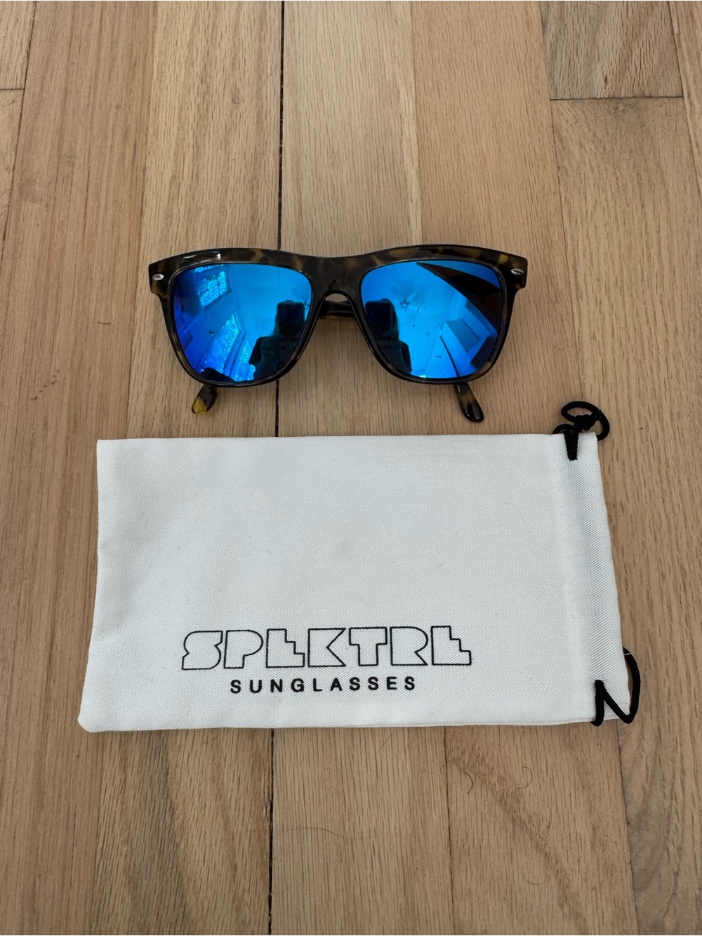 Spektre $225 Mirrored Blue Lens Sunglasses Wayfarer style tortoise